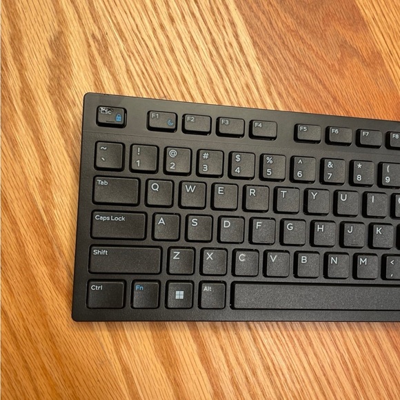 Dell wired Keyboard - Picture 2 of 6